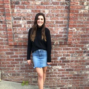 Meet your Posher, Liana